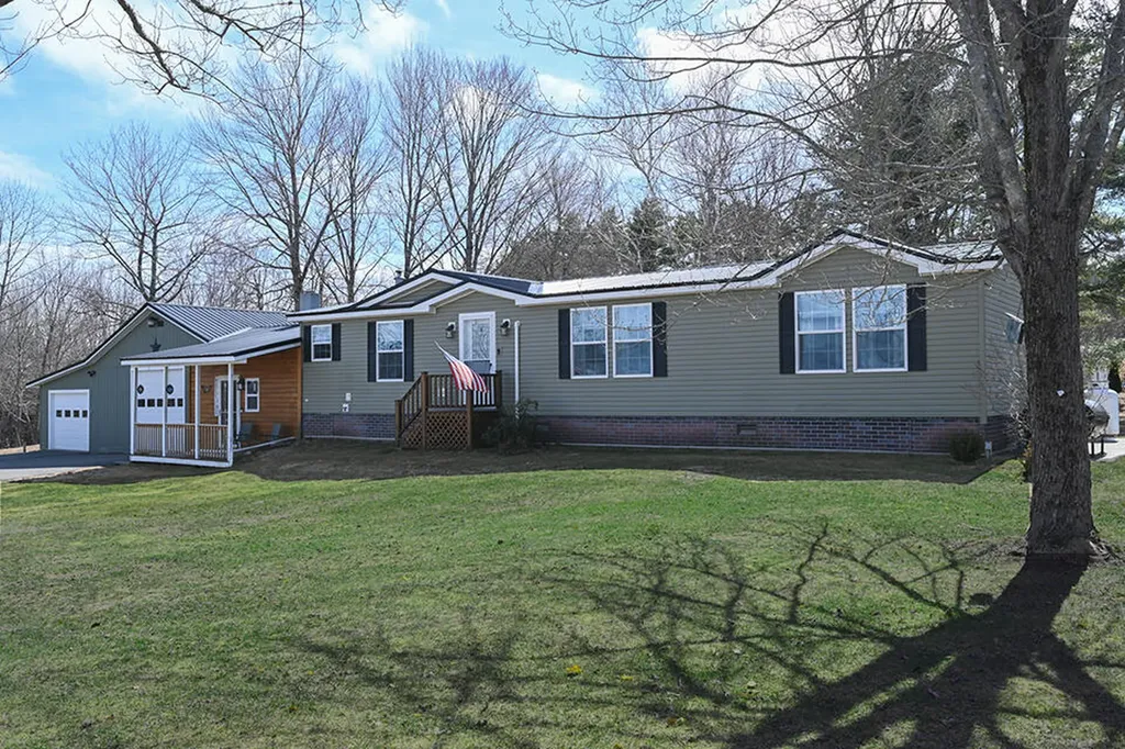 223 North Road Dixmont ME 04932