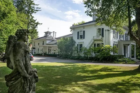 121 E Main Street Searsport ME 04974