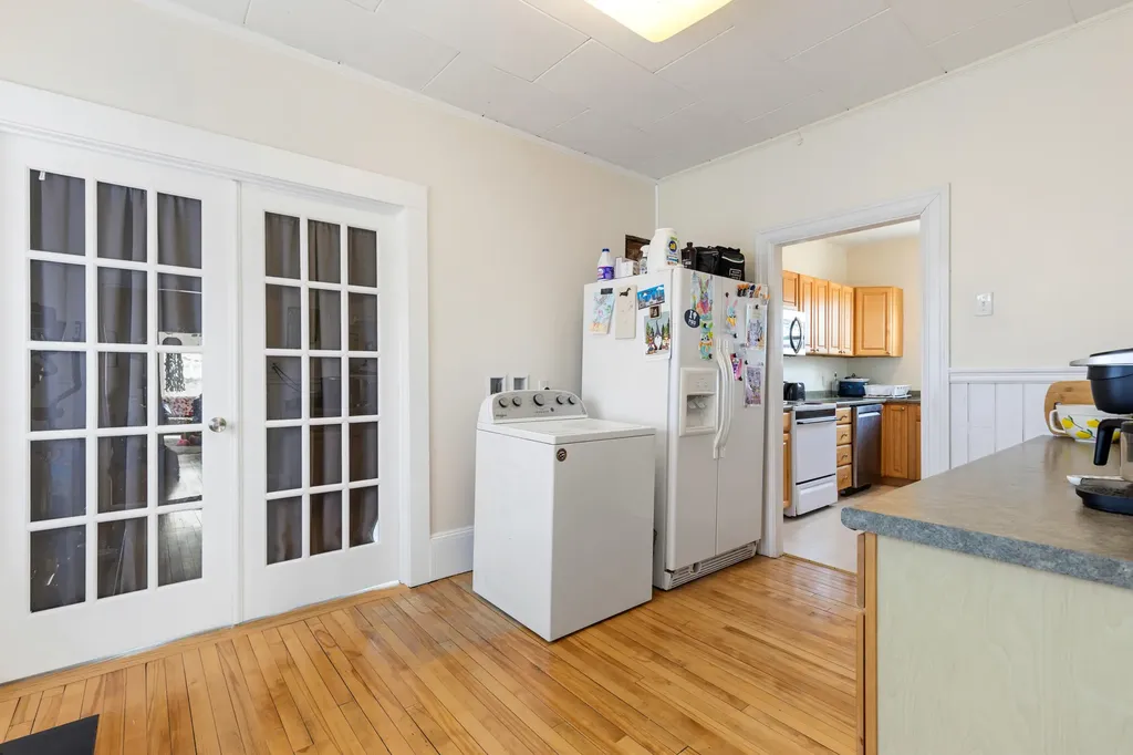 9 E Grand Avenue Scarborough ME 04074