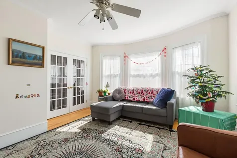 9 E Grand Avenue Scarborough ME 04074