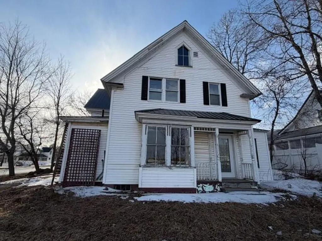 43 Washburn Street Caribou ME 04736
