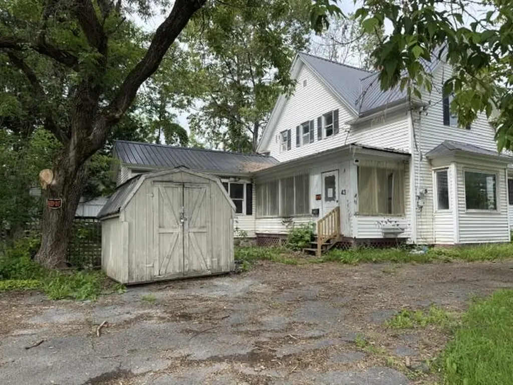 43 Washburn Street Caribou ME 04736