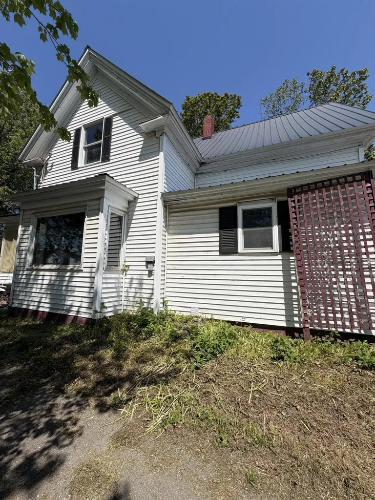 43 Washburn Street Caribou ME 04736