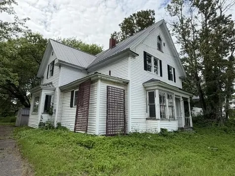43 Washburn Street Caribou ME 04736