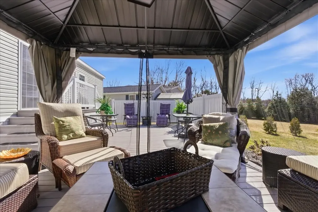 10 Houle Street Sabattus ME 04280