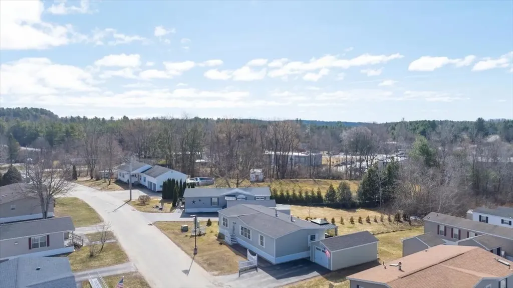 10 Houle Street Sabattus ME 04280