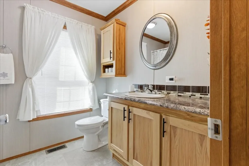 10 Houle Street Sabattus ME 04280
