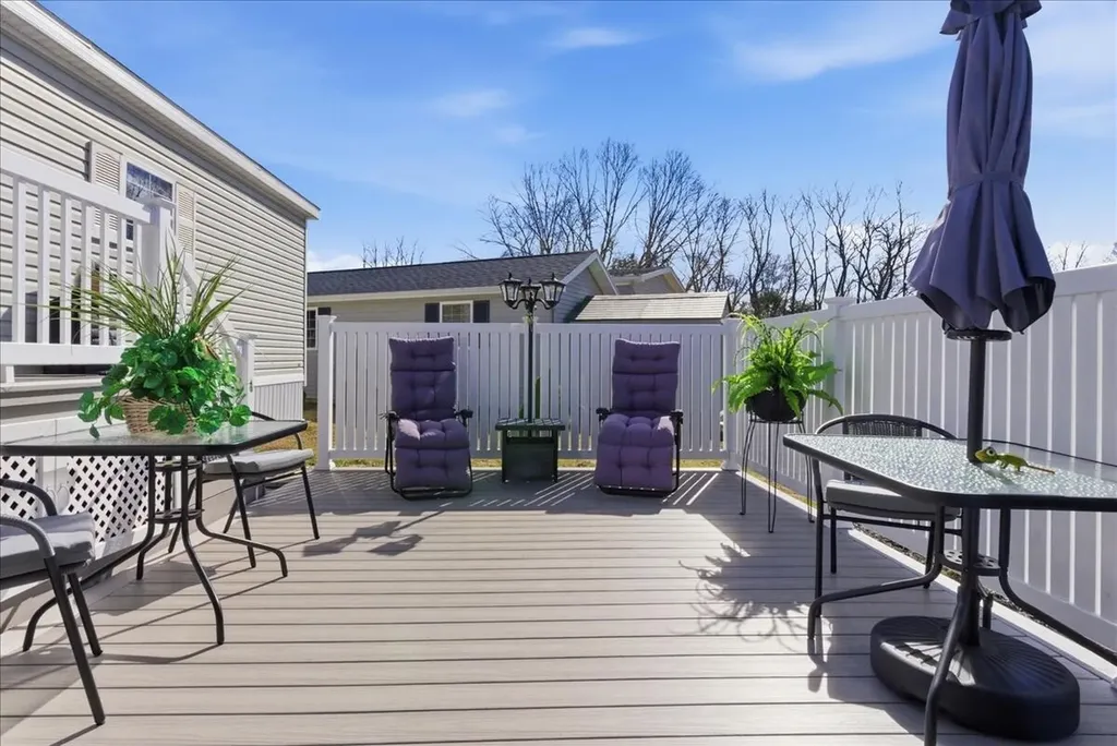 10 Houle Street Sabattus ME 04280
