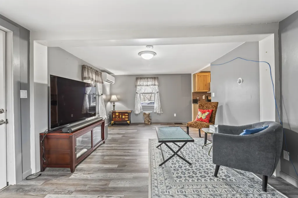 226 Somerset Avenue Pittsfield ME 04967