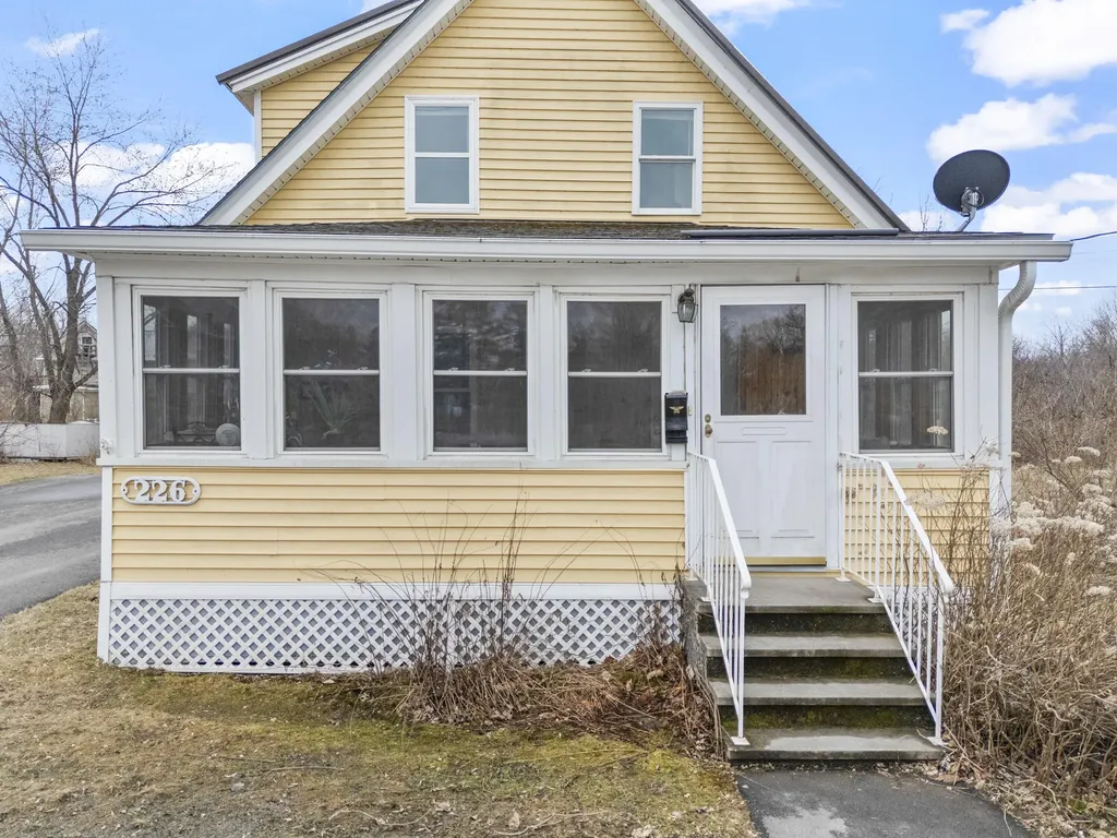 226 Somerset Avenue Pittsfield ME 04967