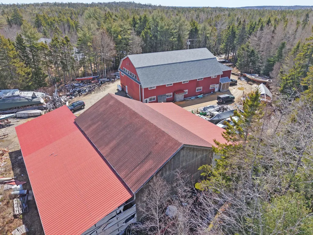 76 Flye Point Road Brooklin ME 04616