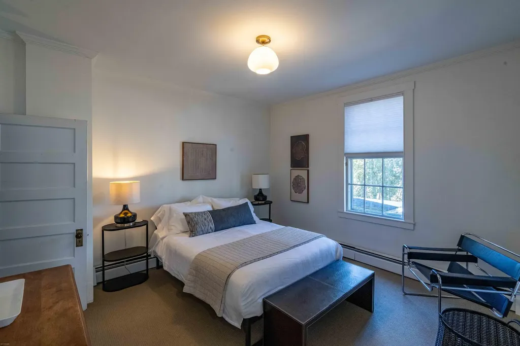 121 E Main Street Searsport ME 04974