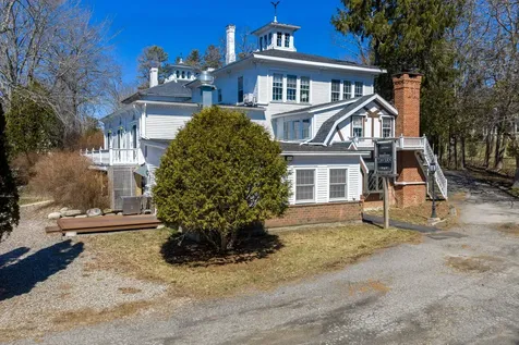 121 E Main Street Searsport ME 04974