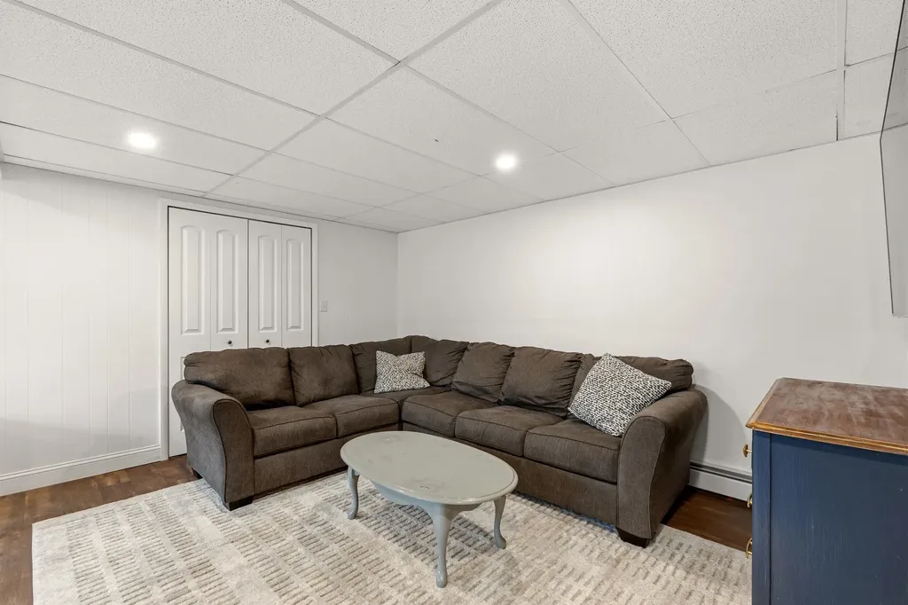 71 Candlewyck Terrace Portland ME 04102