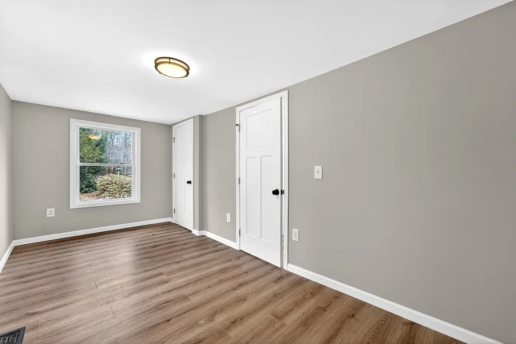548 North Road Mount Vernon ME 04352