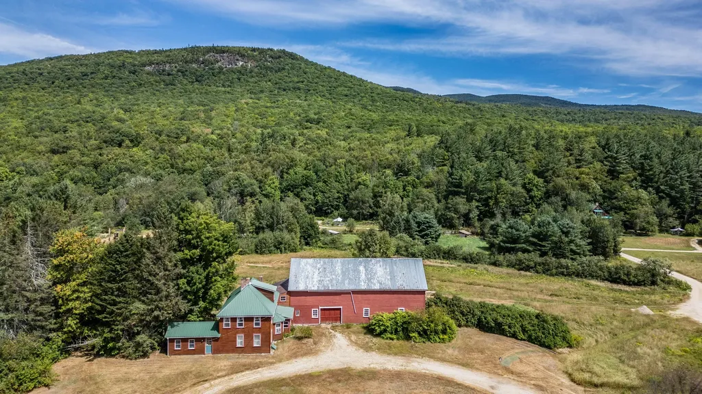 1513 Bear River Road Newry ME 04261