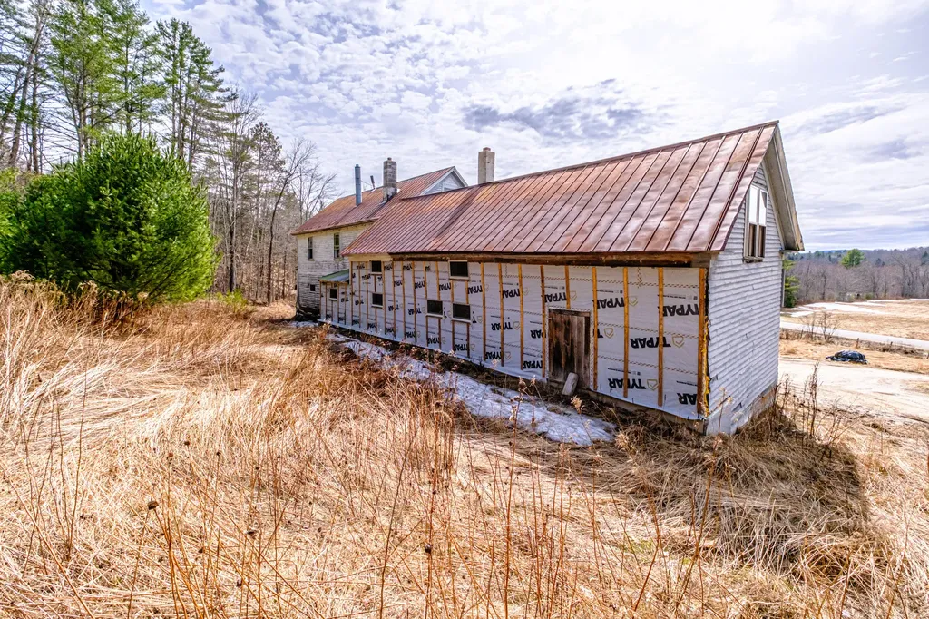 1006 Vernon Street Albany Twp ME 04281