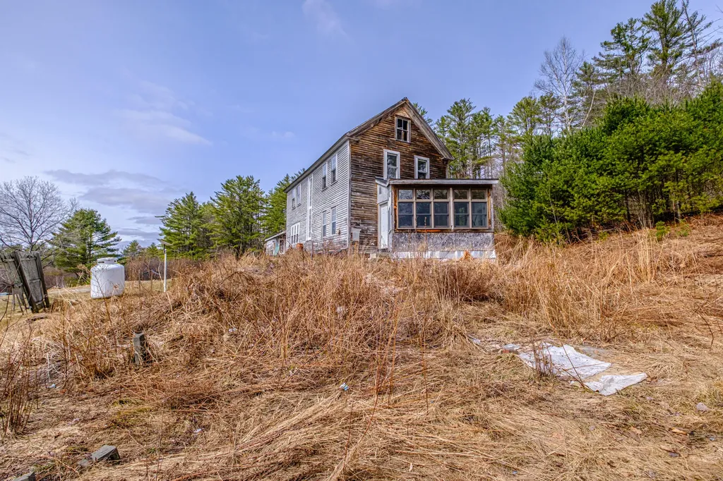 1006 Vernon Street Albany Twp ME 04281
