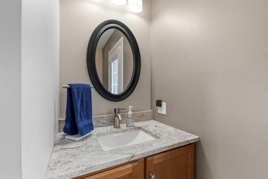 111 Concord Circle Yarmouth ME 04096