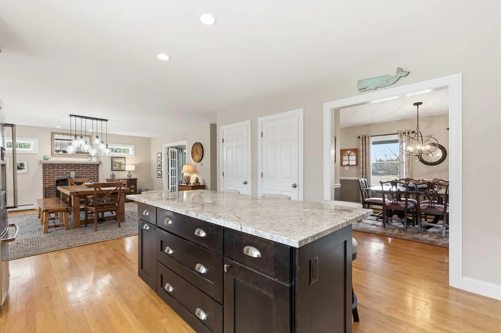 111 Concord Circle Yarmouth ME 04096