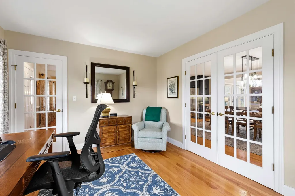 111 Concord Circle Yarmouth ME 04096