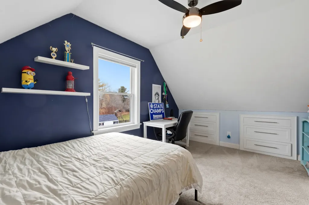 111 Concord Circle Yarmouth ME 04096