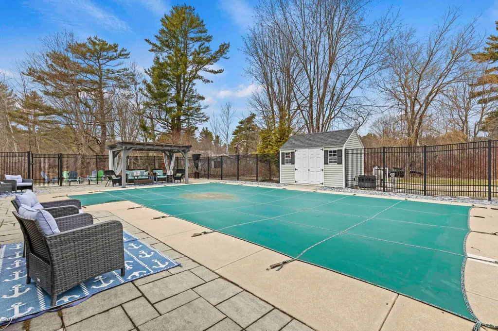 111 Concord Circle Yarmouth ME 04096