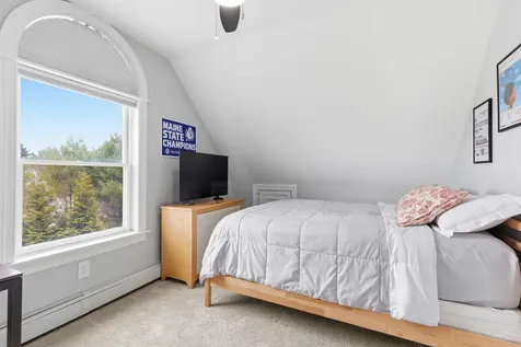 111 Concord Circle Yarmouth ME 04096
