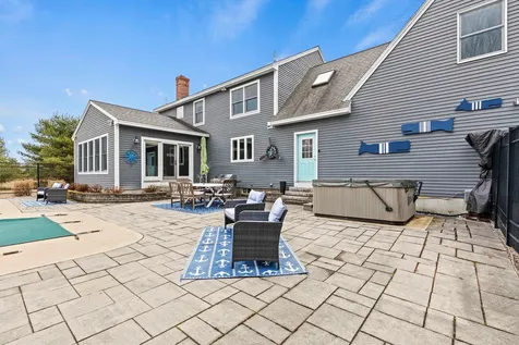 111 Concord Circle Yarmouth ME 04096