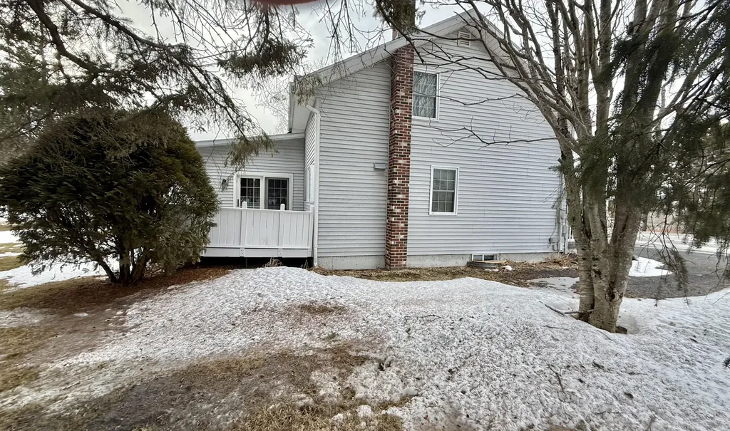 851 Main Street Madawaska ME 04756