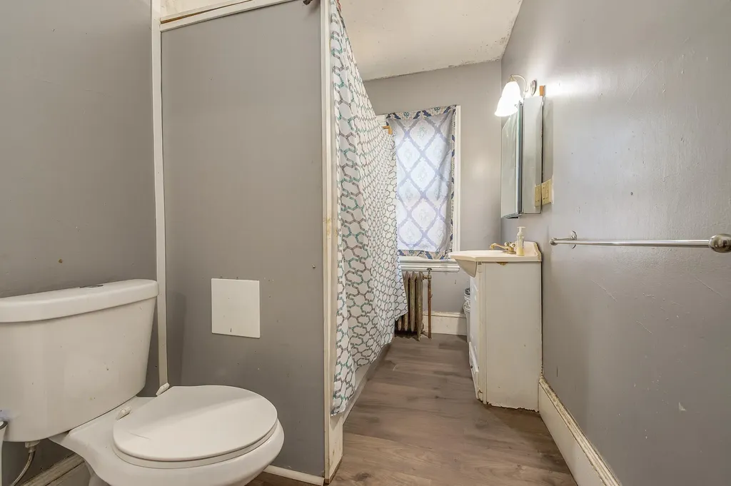 27-31 Drummond Street Auburn ME 04210