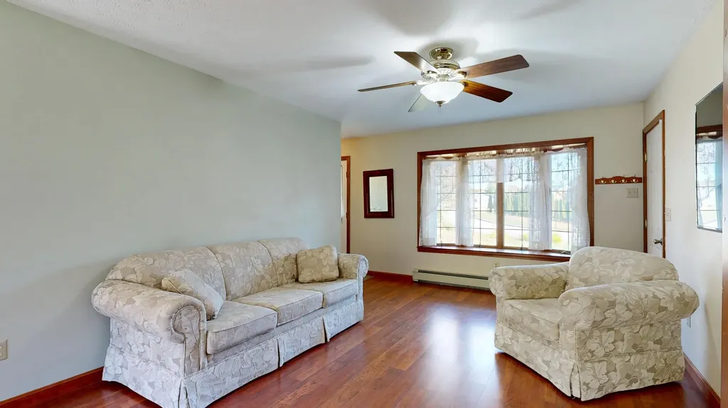 12 Hartford Street Lewiston ME 04240
