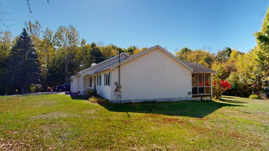 12 Hartford Street Lewiston ME 04240