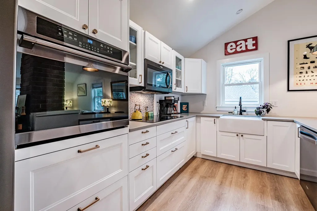 61 Yankee Drive Yarmouth ME 04096
