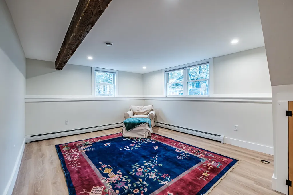 61 Yankee Drive Yarmouth ME 04096