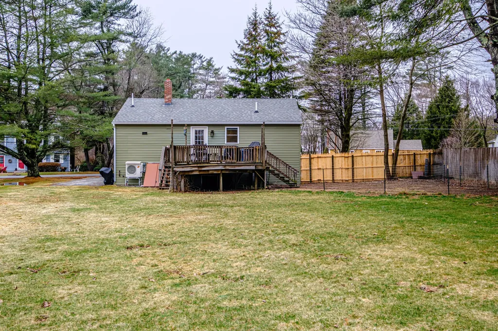 61 Yankee Drive Yarmouth ME 04096