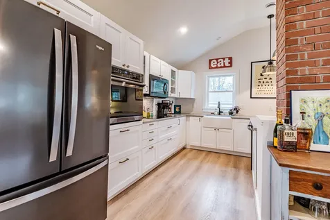 61 Yankee Drive Yarmouth ME 04096