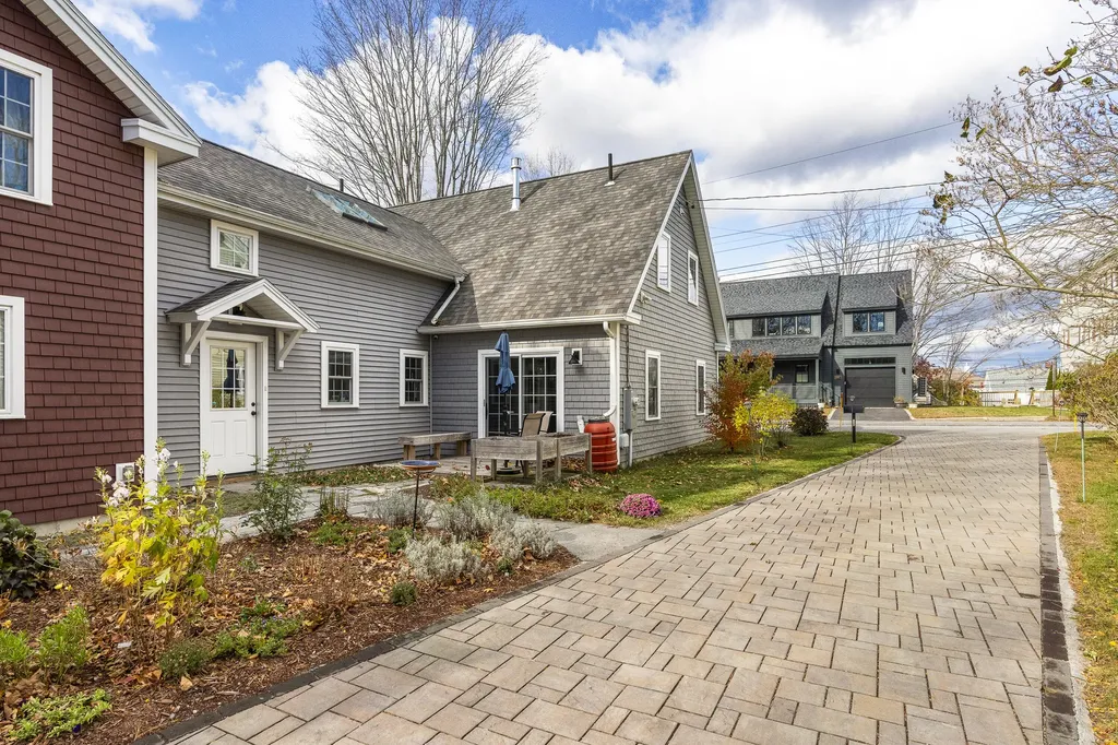 9 Potter Street Brunswick ME 04011