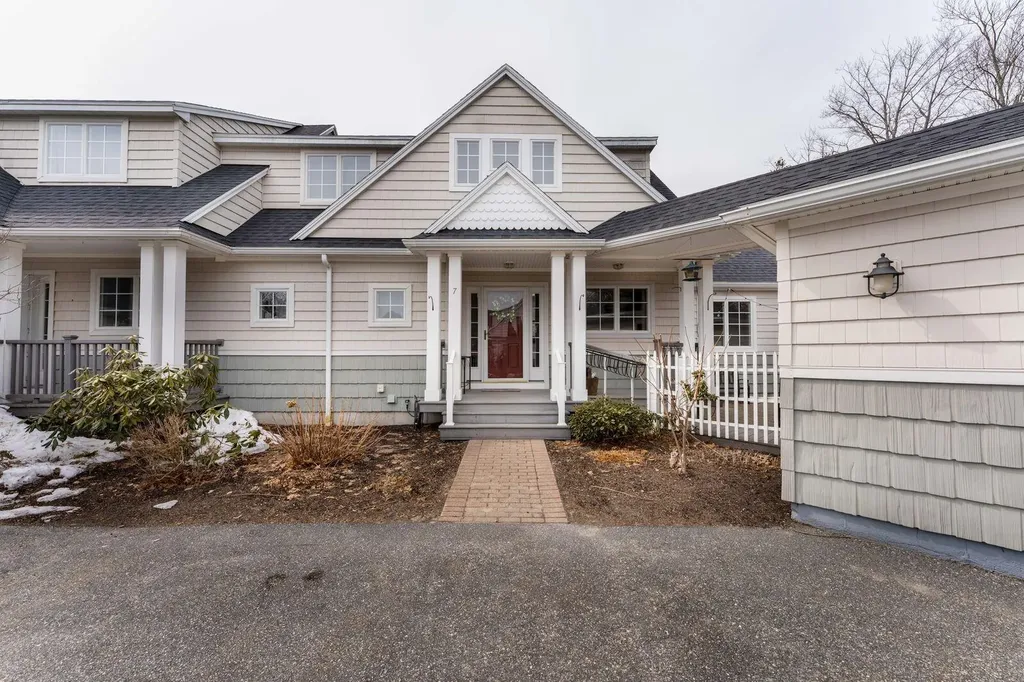 7 Fiddlehead Fern Trail Brunswick ME 04011