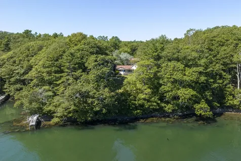 15 Lewis Road Westport Island ME 04578