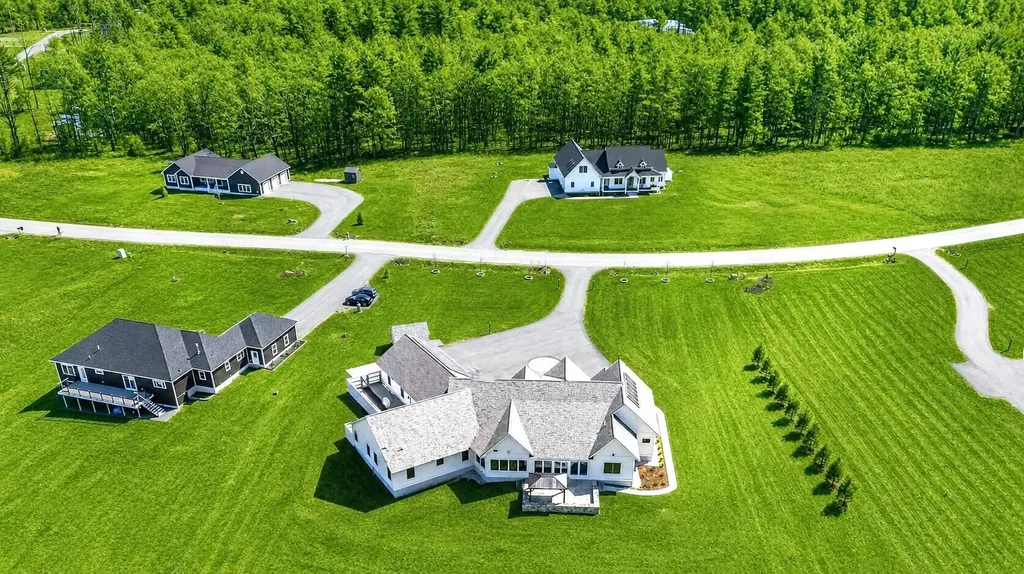 52 Green Acres Drive Buxton ME 04093