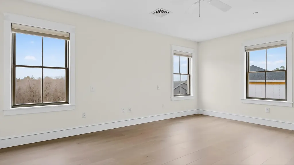 52 Green Acres Drive Buxton ME 04093
