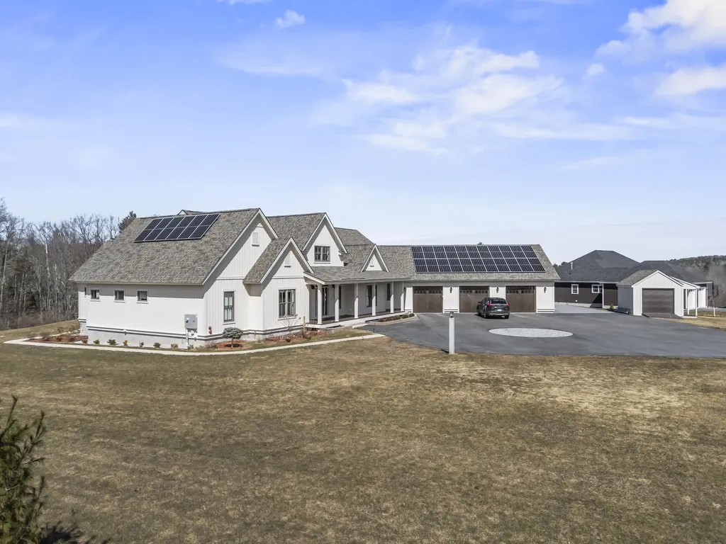 52 Green Acres Drive Buxton ME 04093