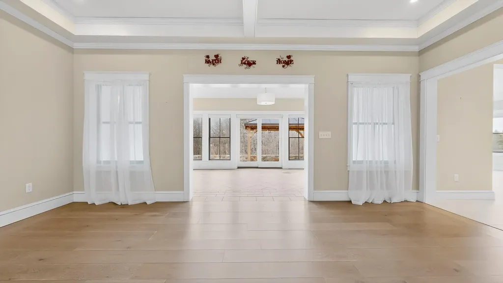 52 Green Acres Drive Buxton ME 04093