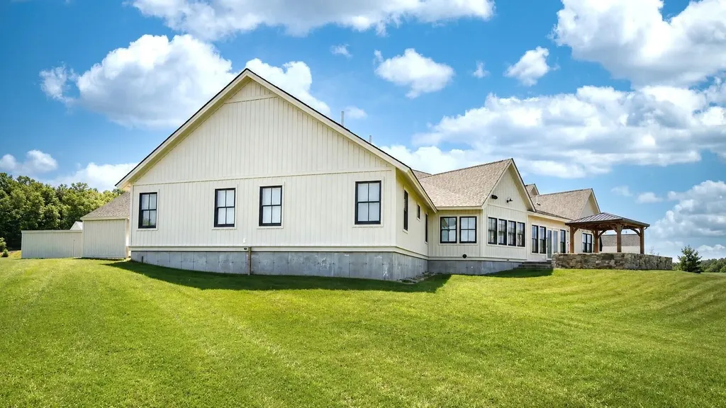 52 Green Acres Drive Buxton ME 04093