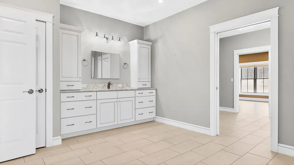 52 Green Acres Drive Buxton ME 04093