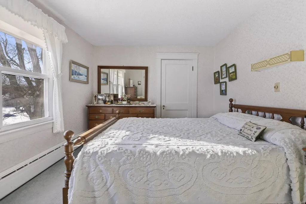 74 Summer Street Porter ME 04068