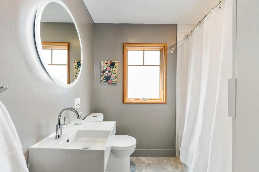 117 Colonial Road Portland ME 04102