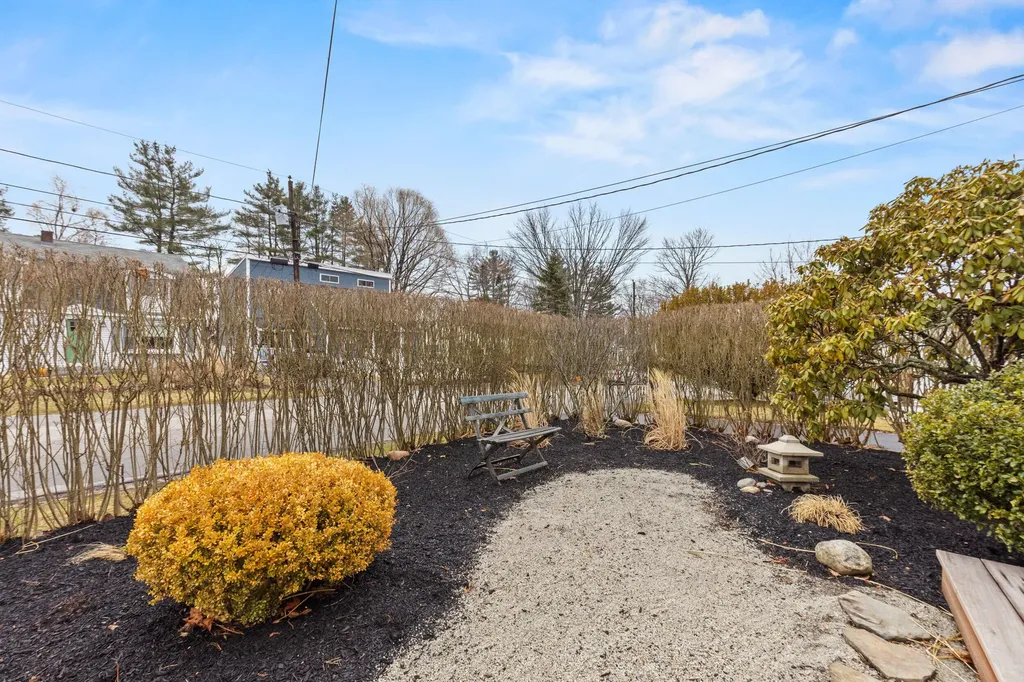 117 Colonial Road Portland ME 04102