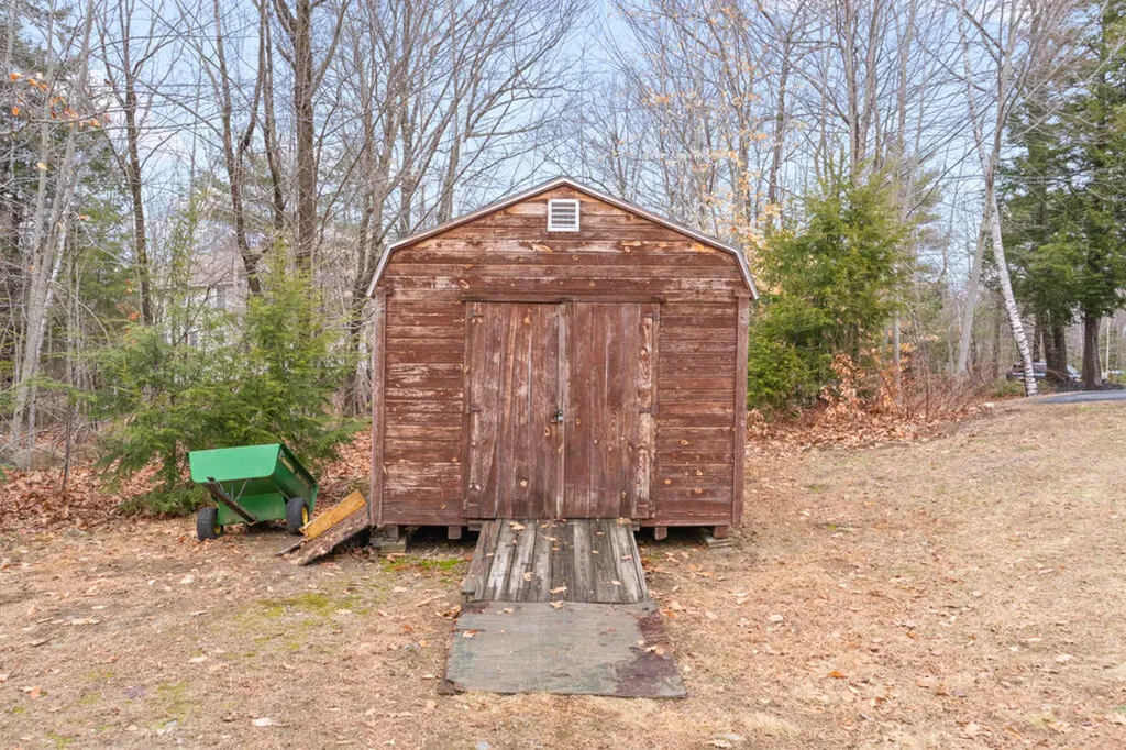 21 Southridge Drive Standish ME 04084